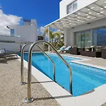 Sunday Villa